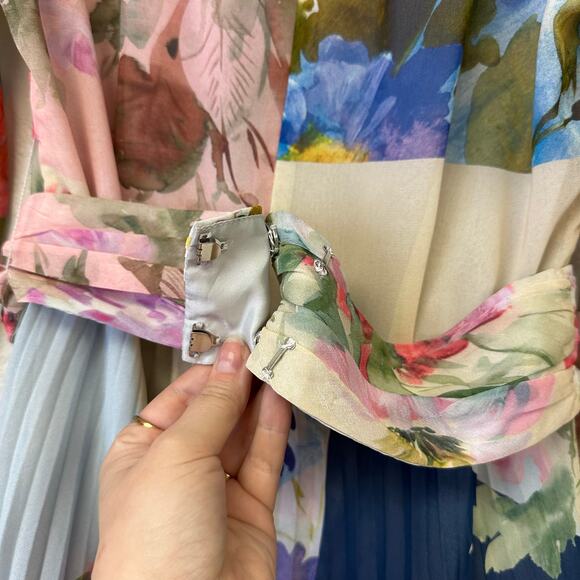 Teri Jon Rickie Freeman Patchwork Print Pleated Floral Chiffon Maxi Gown - Picture 5 of 12